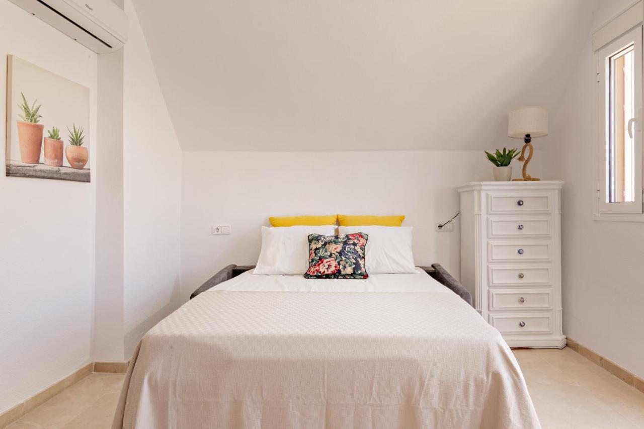 Fresh Penthouse Apartment With Great Sea Views Casares Dış mekan fotoğraf